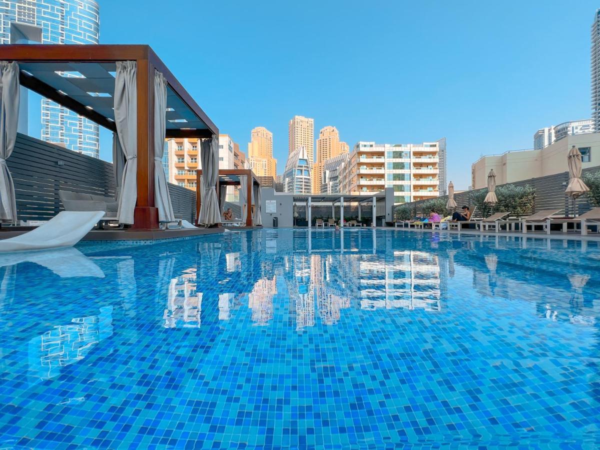 Fam Living - Marina Marvel - Studio Apartment With Breathtaking Views In Studio One Tower Дубай Екстер'єр фото
